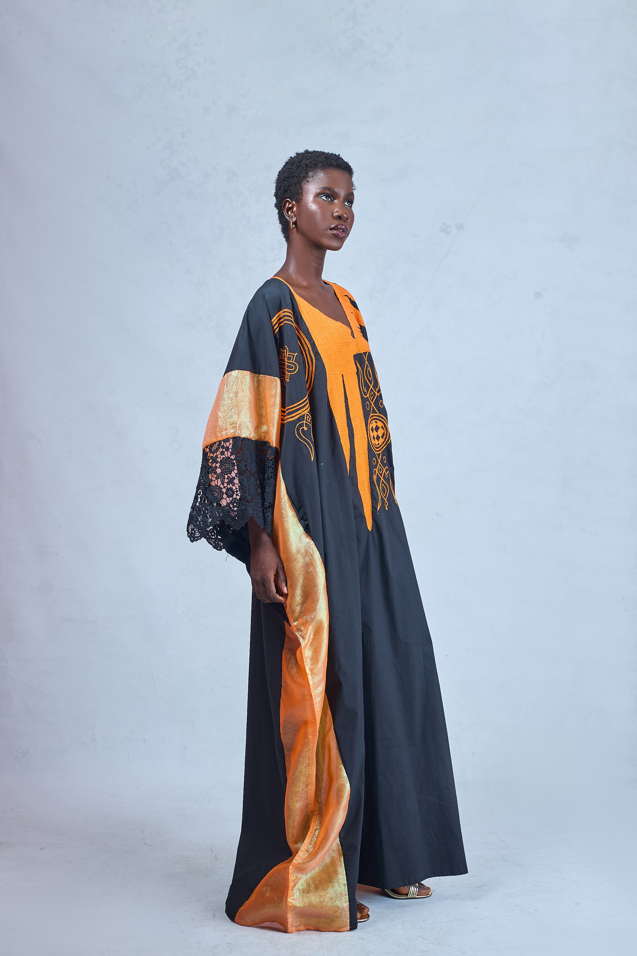 BLACK KEMEBI KAFTAN