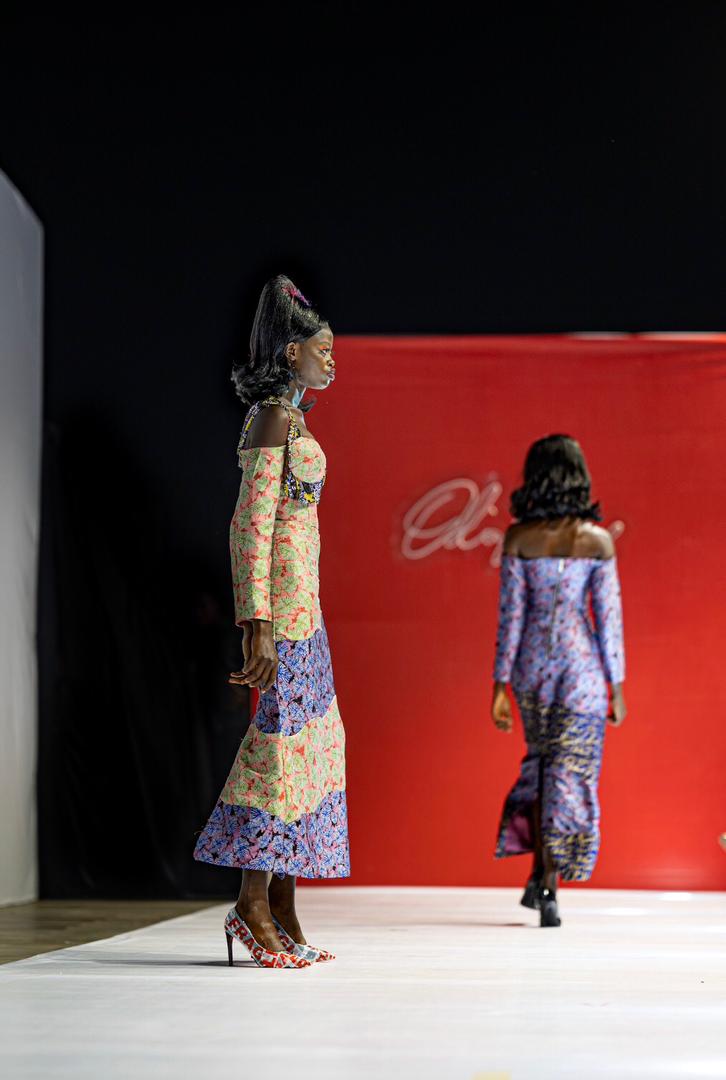 OMORE LEAF DRESS (PITCH)